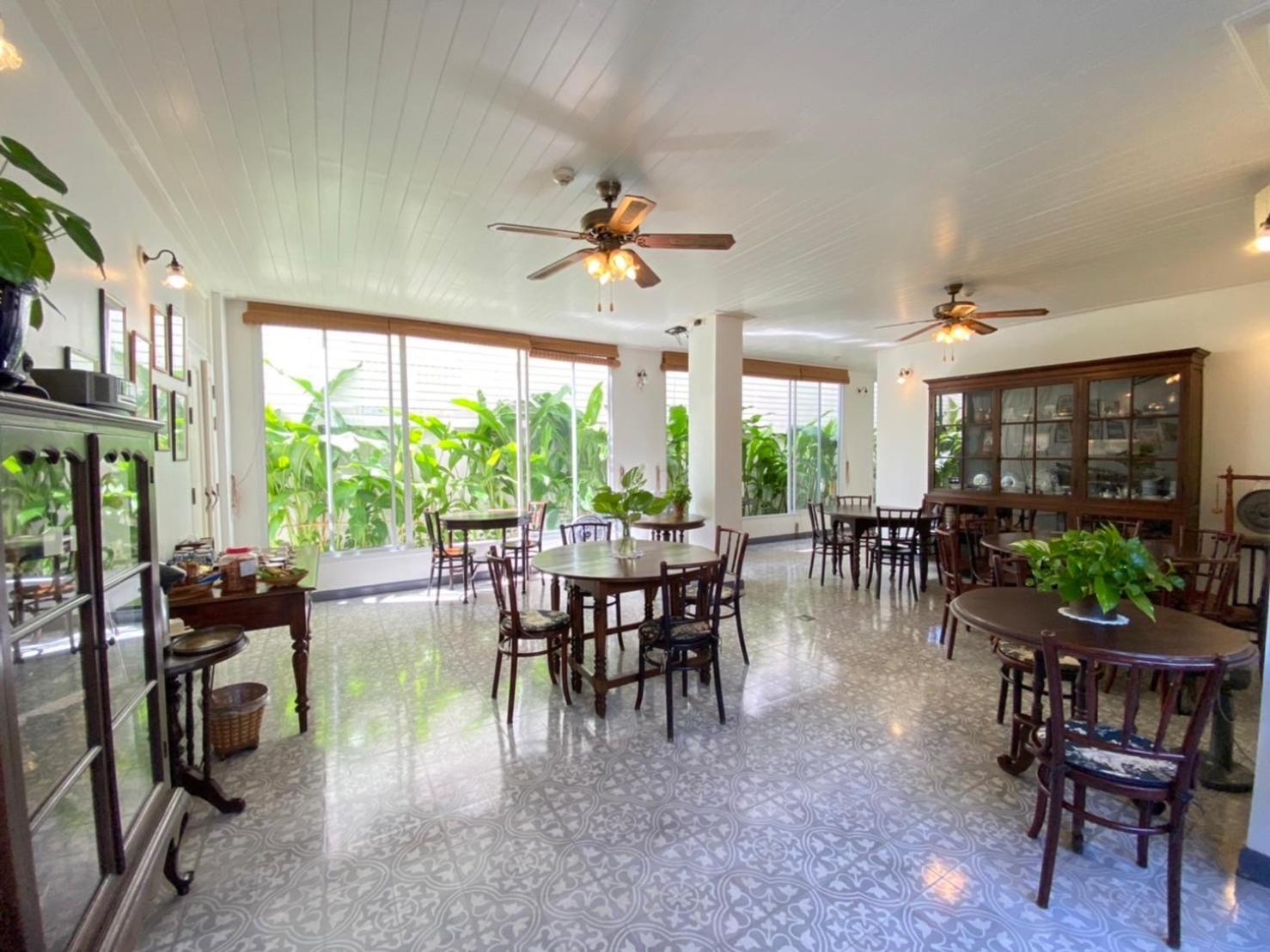 Hotel Ssip Boutique Dhevej Bangkok (Adults Only) Exterior foto