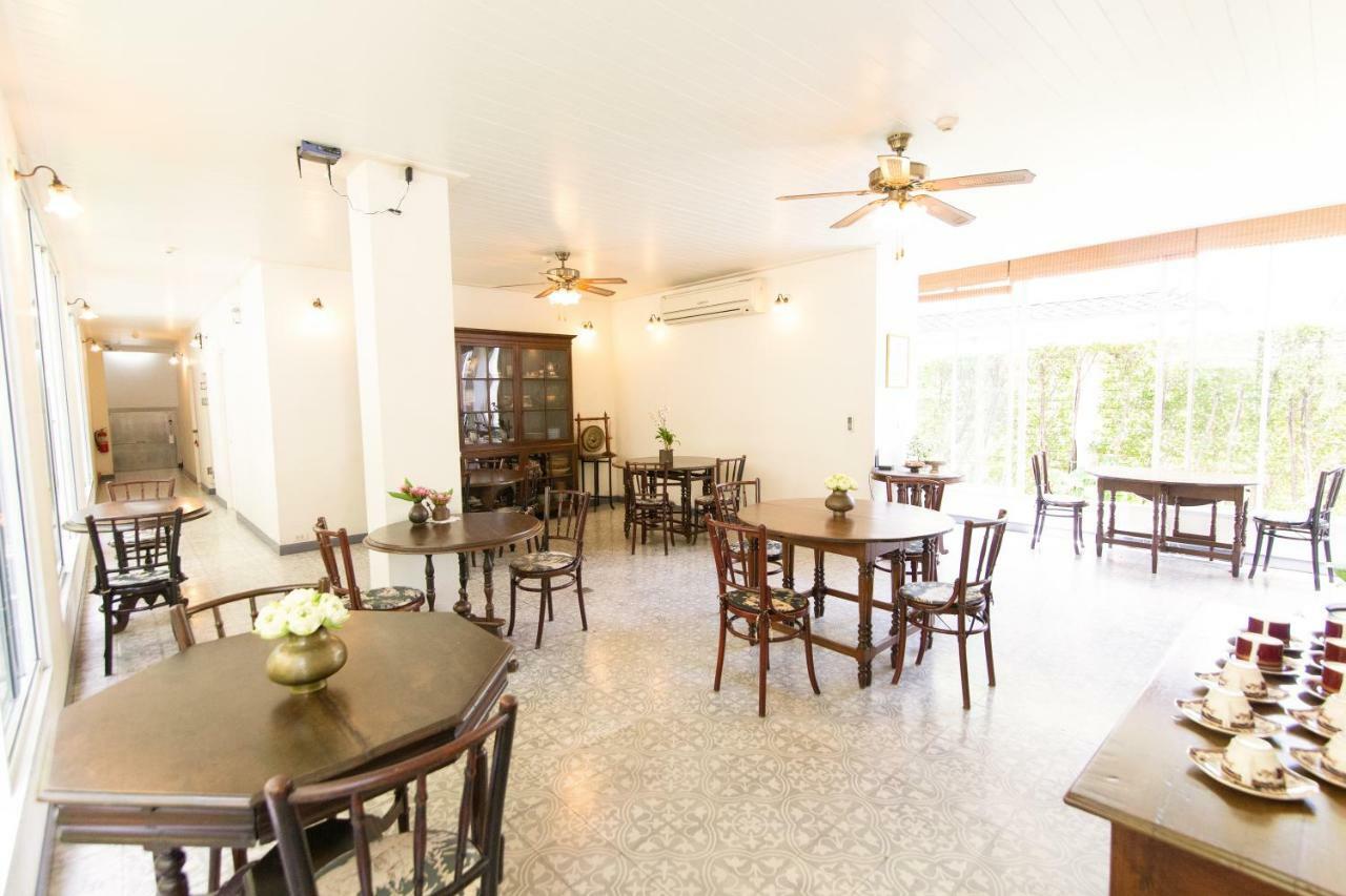 Hotel Ssip Boutique Dhevej Bangkok (Adults Only) Exterior foto